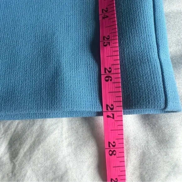 Women’s Pencil Skirt, Size 4 - Picture 8 of 11